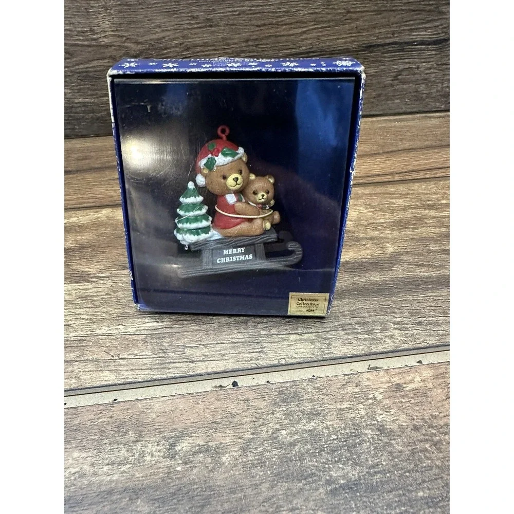Vintage Russ‎ Berrie Teddy Bear Christmas Ornament Bear On Sleigh. New In Box